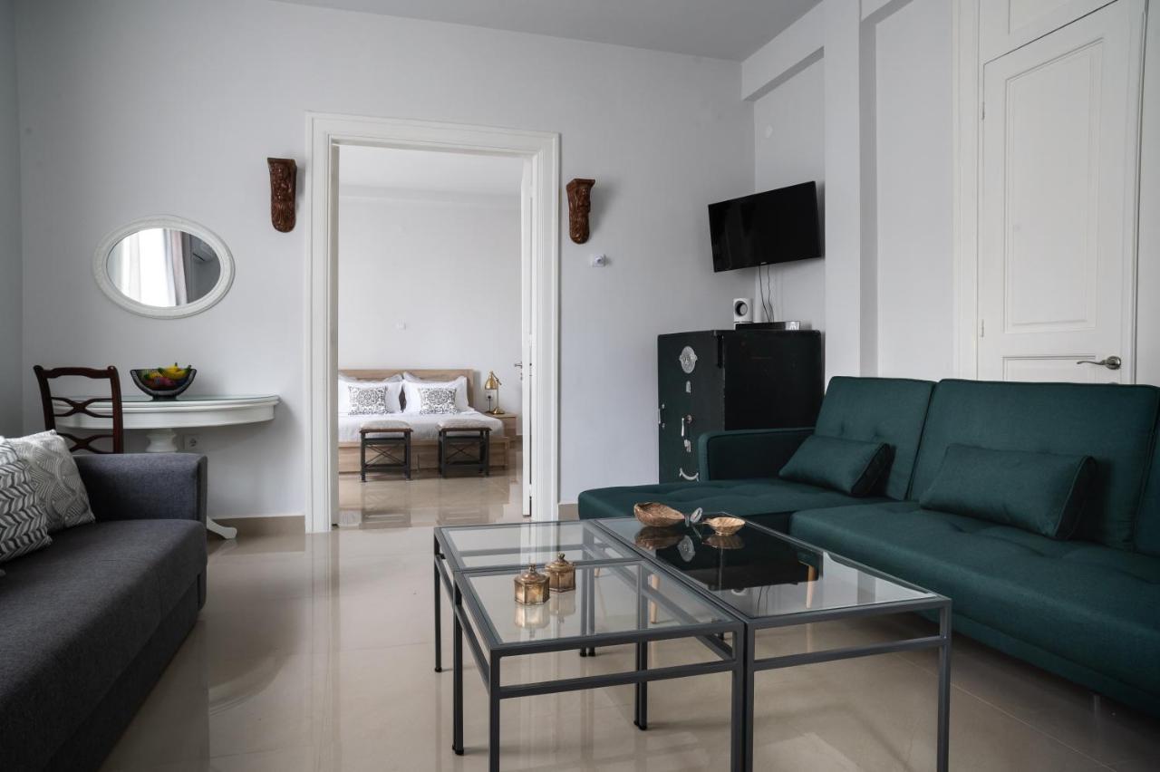 Polytimon, An Athenian Neoclassical Apartment Exterior foto