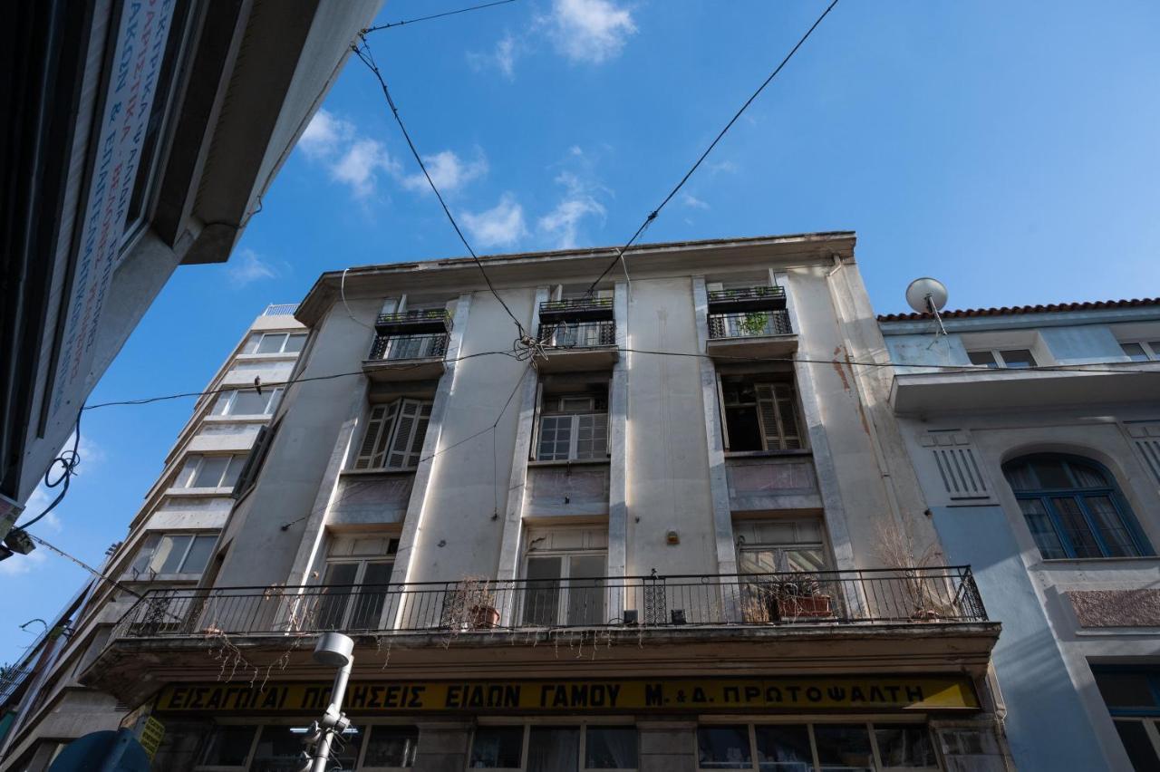 Polytimon, An Athenian Neoclassical Apartment Exterior foto